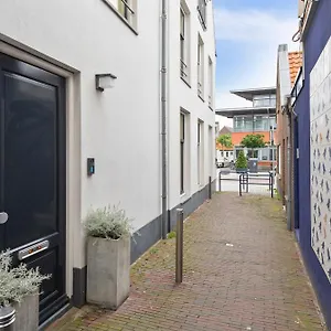 Zen In The Centre Of Zandvoort